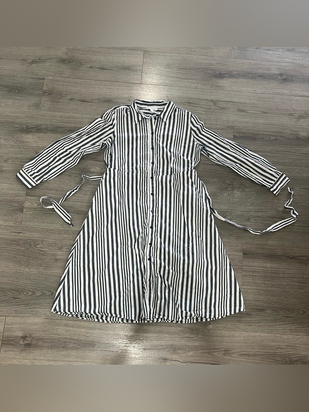 POPSUGAR Queen Women’s Dark Grey and White Striped Button-Front Shirt Dress